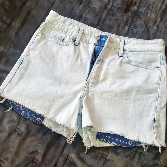 Old Navy Pants - Old Navy Jean Shorts